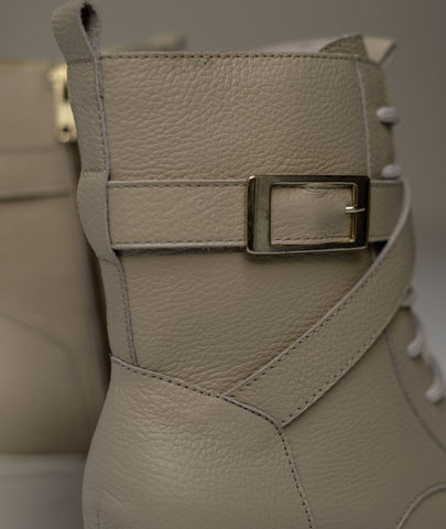 Botas de cuero Sienna beige – Sofisticación natural y hecha a mano