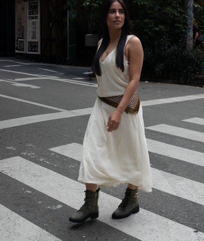 Botín Sienna Verde con Estilo Militar