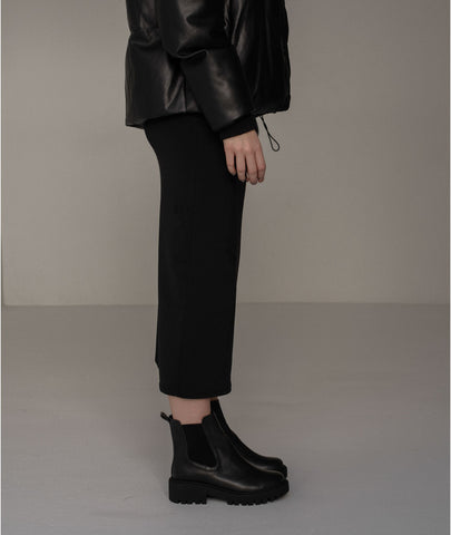 Botín Nova negro – Botín en cuero negro con estilo chelsea