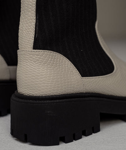 Botín Roma blanco y negro – Cuero genuino con estilo urbano