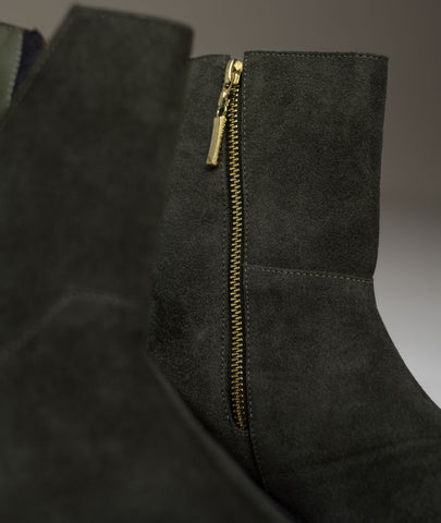 Botín de cuero Cyra verde – Estilo natural y confort artesanal