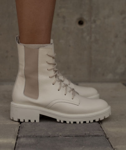 Botas de cuero Aura marfil – Elegancia atemporal en cuero genuino