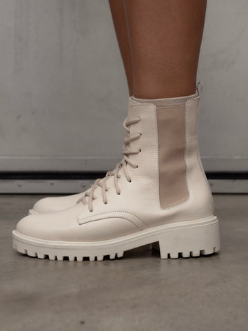 botines-blancas-militares-resorte- mujer-cordones-cuero-mowma-2