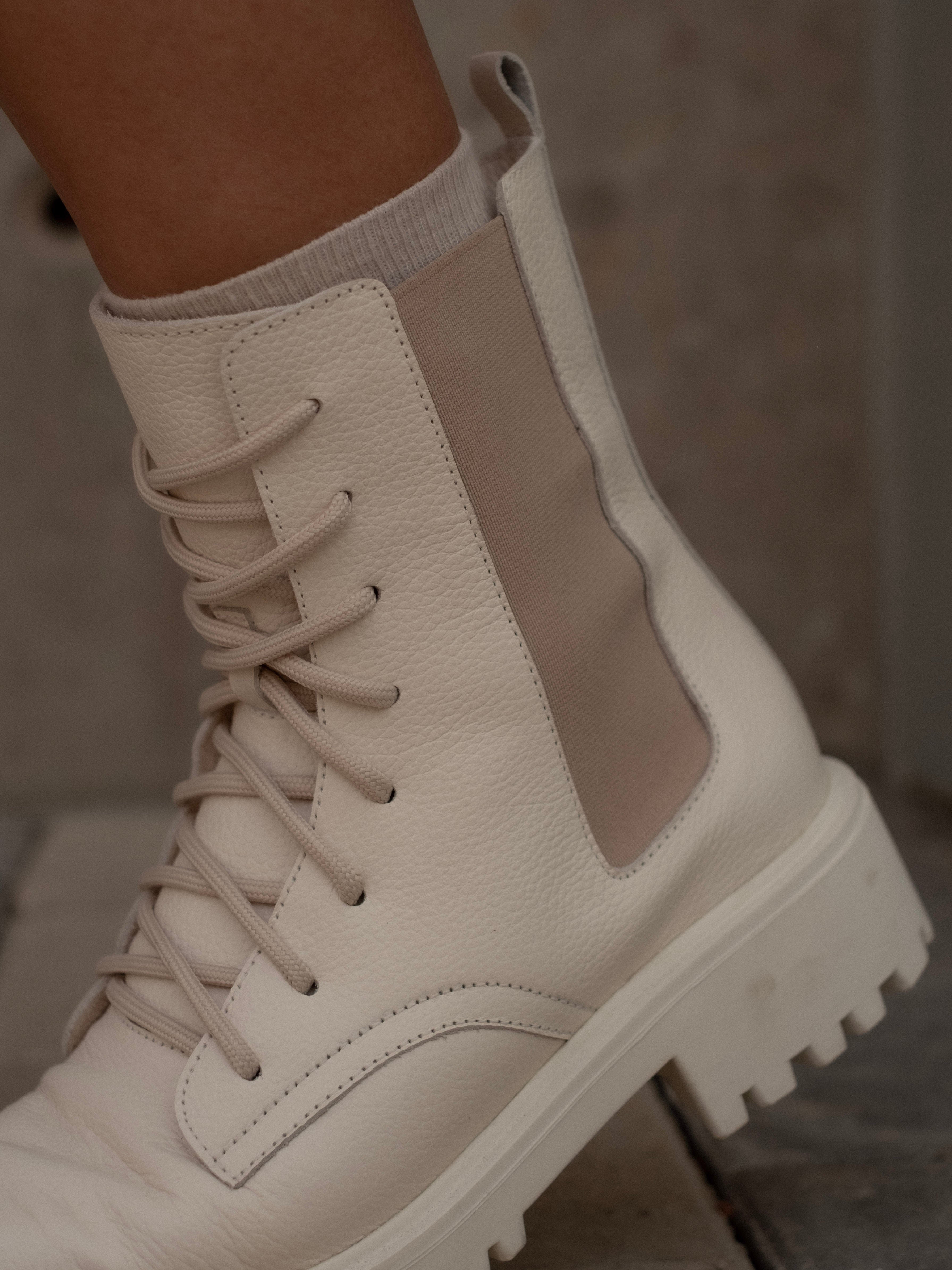 botines-blancas-militares-resorte- mujer-cordones-cuero-mowma-5