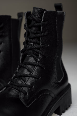 botines-negros-militares-resorte- mujer-cordones-cuero-mowma-4