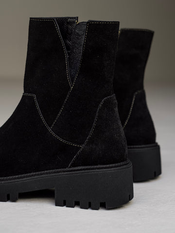 botines-carnaza-gamuza-negro-planos- mujer-cuero-mowma-3