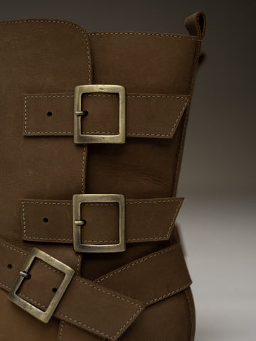 botas-miel-cafe-texanas-hebillas- mujer-cuero-mowma-4