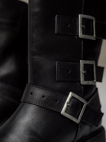 botas-negras-texanas-hebillas- mujer-cuero-mowma-5