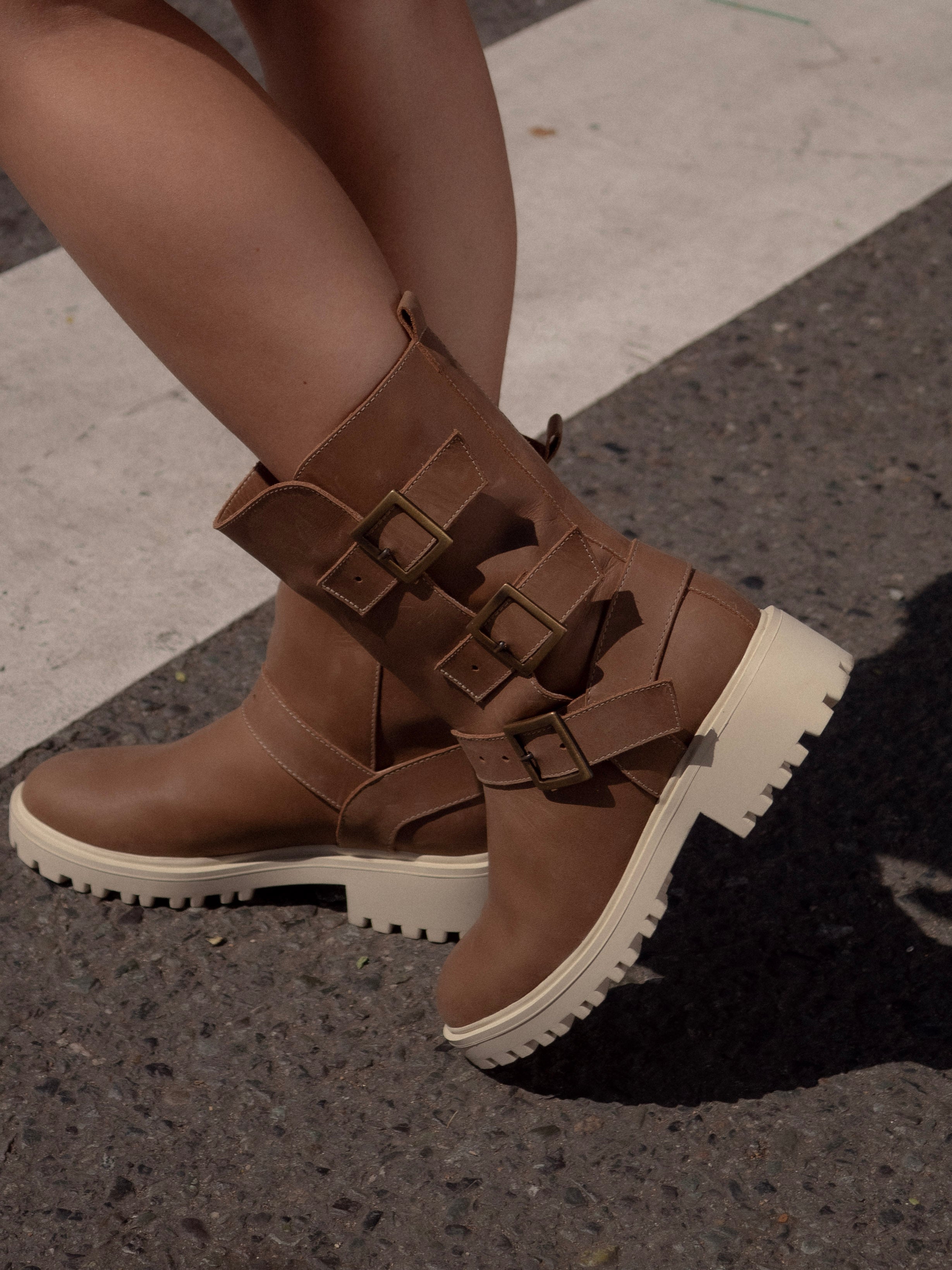 Botas texanas Dakota caramelo – Estilo clásico con toque artesanal