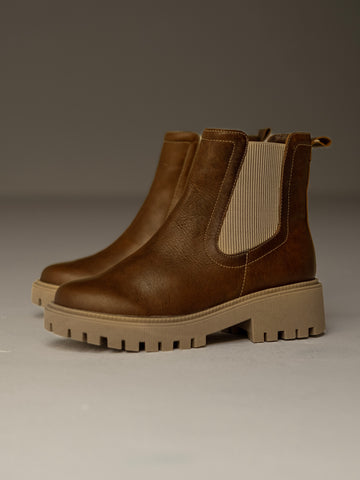 botas-negras-chelsea-resorte-planas- mujer-cuero-mowma-1