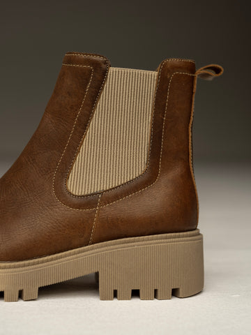 botas-negras-chelsea-resorte-planas- mujer-cuero-mowma-4